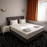 Ani Park Hotel